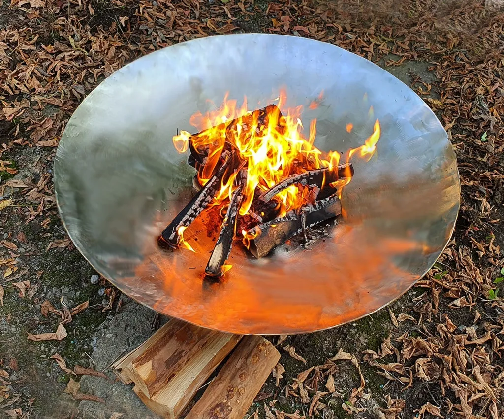 Очаг для костра из нержавеющей стали - диаметр 1 метр, толщина стенки 5 мм. на заказ в Карабаше 